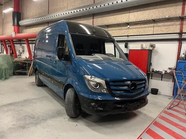 Autolakering af vogn